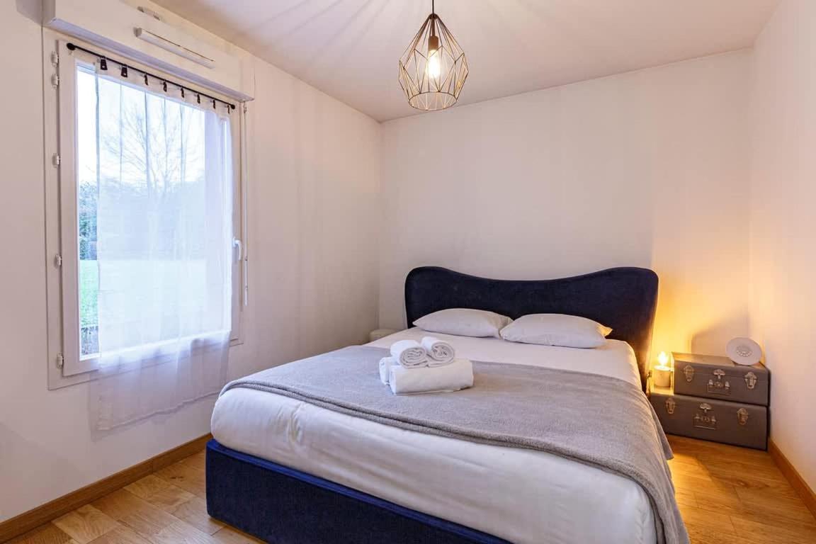 Le Saint Cyr - Bel Appartement, Parking & Terrasse Rennes