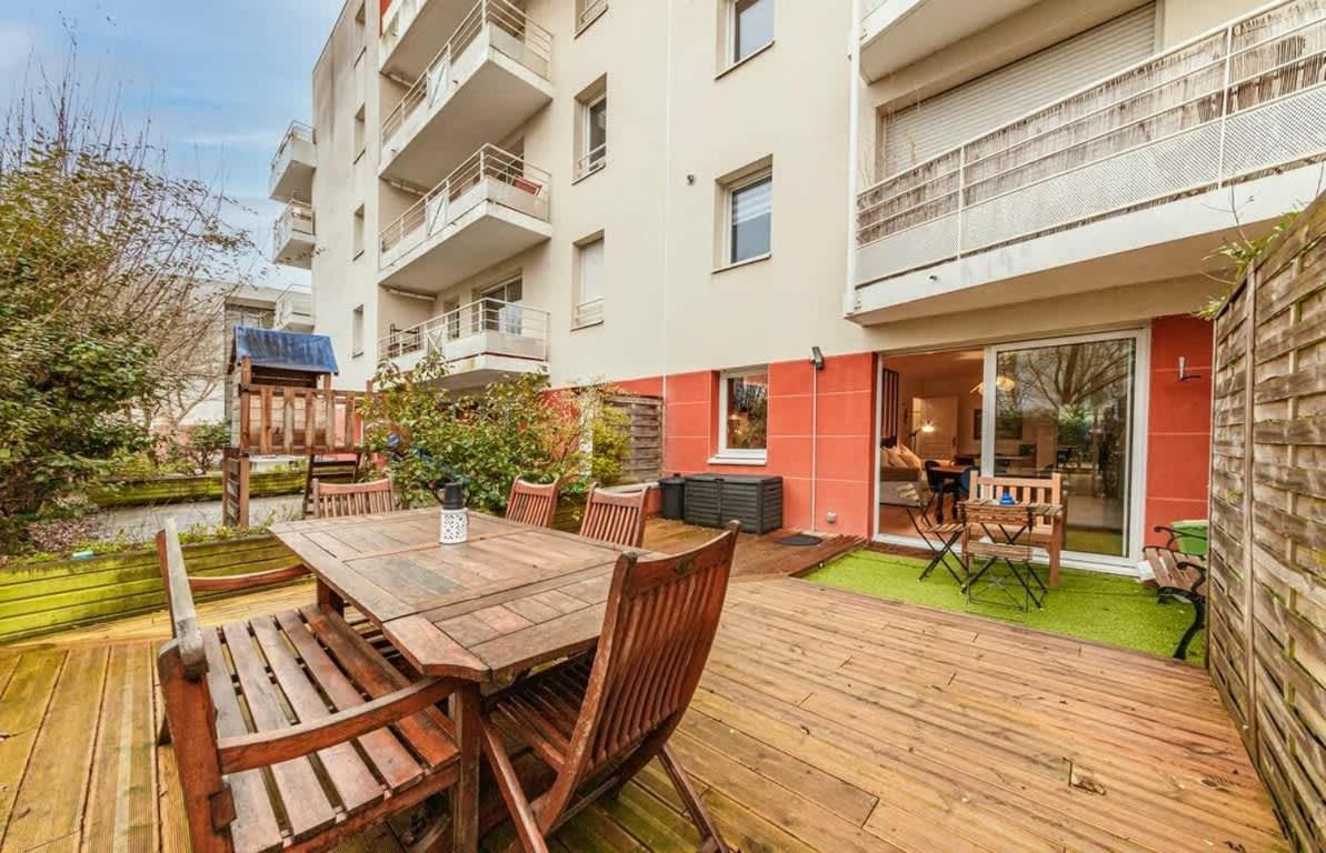 Le Saint Cyr - Bel Appartement, Parking & Terrasse Appartement Rennes